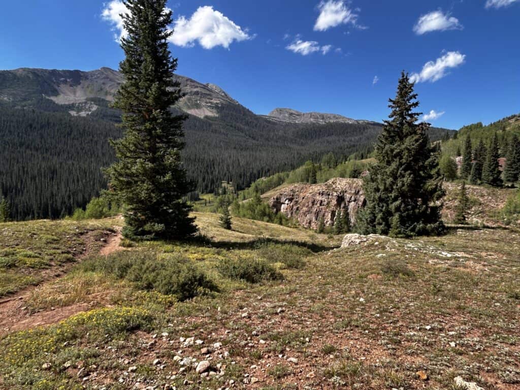 Molas lake trail